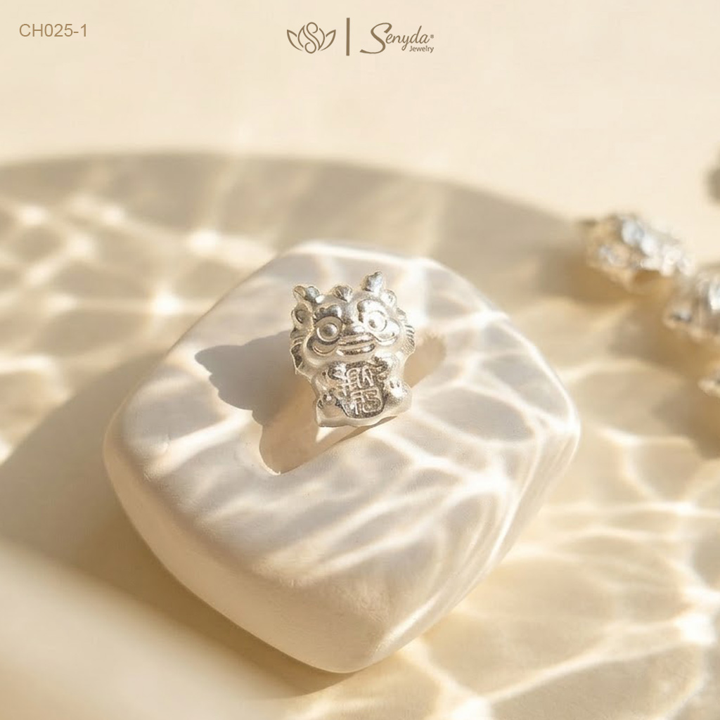 Charm Bạc Senyda giáp Thìn xỏ