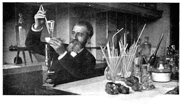 Nhà hóa học người Pháp từng đoạt giải Nobel - Henri Moissan.